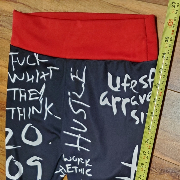 Leggins - Picture 2 of 3